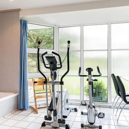 8 Person In Tatil Evi